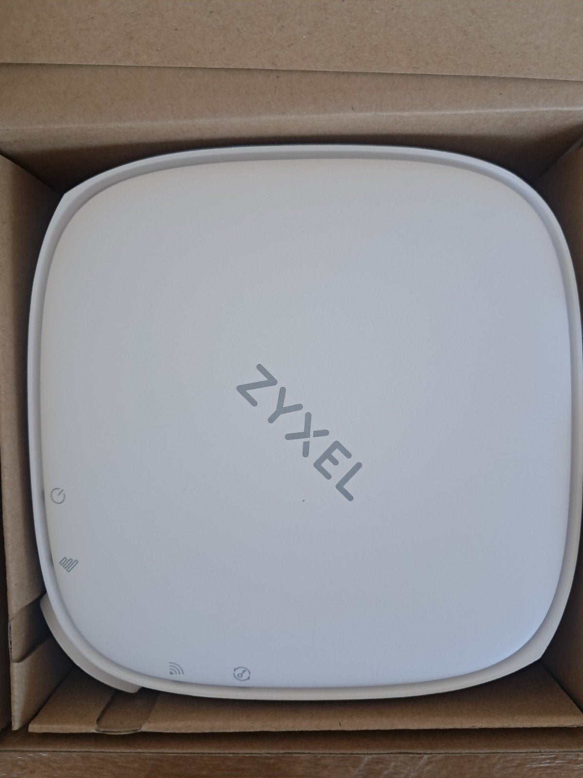 2x Zyxel WXS600-T0 Access    WIFI versterker, Ophalen of Verzenden, Zo goed als nieuw, Zyxel