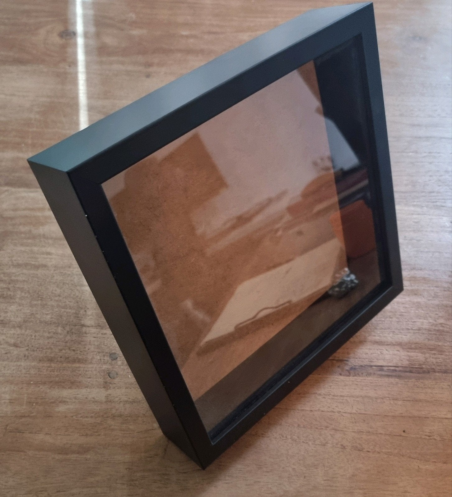 Wand / tafel  vitrine, Ophalen, Zo goed als nieuw