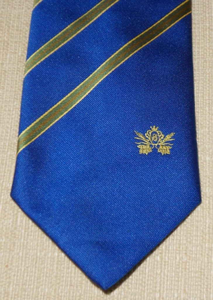 Bavaria Bier stropdas blauw met groen-gele strepen, Verzamelen, Biermerken, Ophalen of Verzenden, Nieuw, Kleding, Bavaria