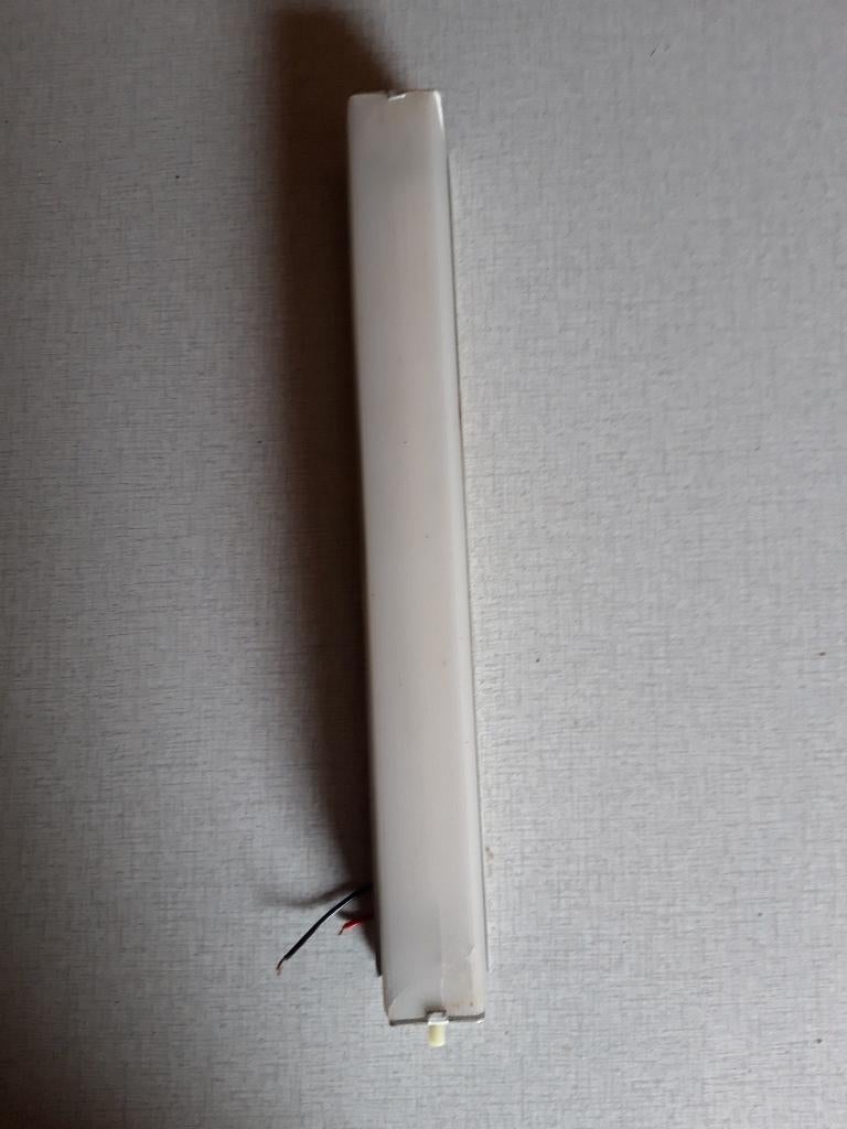 TL- armatuur 12V, Ophalen of Verzenden, Zo goed als nieuw, Minder dan 50 watt, Armatuur