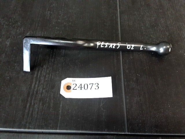 FES125 Pantheon 1997 - 2006 Honda Hendel Remhendel D1-55836