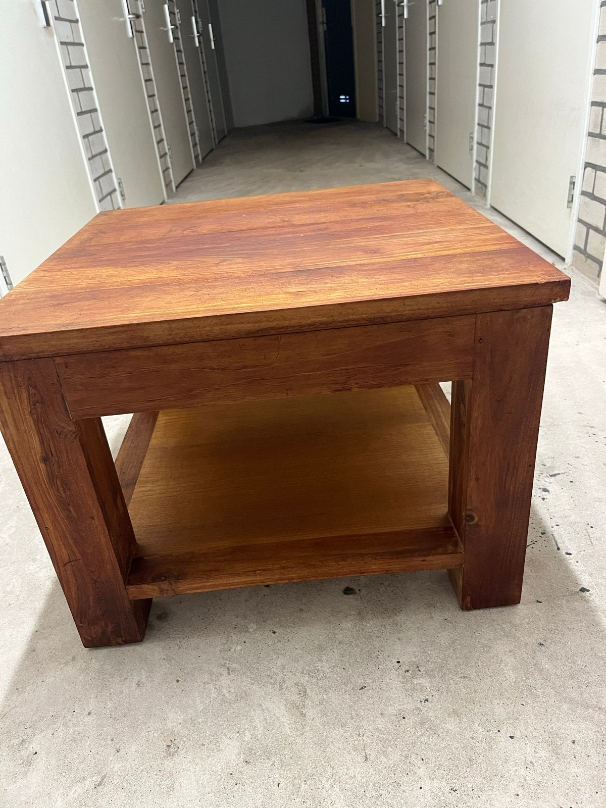 Teakhouten Bijzettafel/Salontafel 60x60x45 cm, Huis en Inrichting, Ophalen, Gebruikt, 50 tot 100 cm, 5 – 50