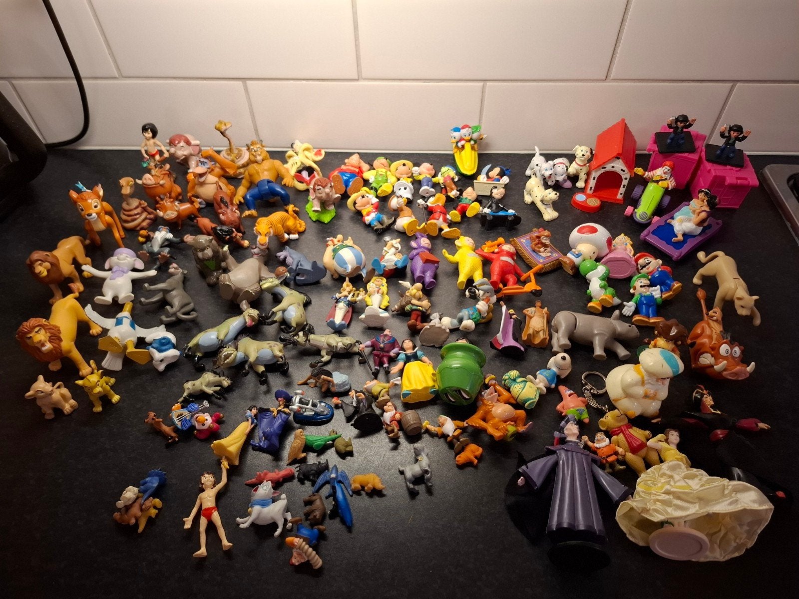 Grote collectie Disney en andere figuren, Ophalen of Verzenden, Gebruikt, Beeldje of Figuurtje