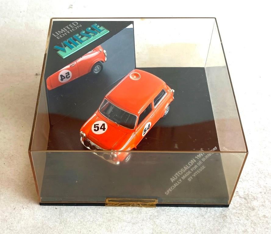 Mini Racing team Holland Vitesse V012H., Hobby en Vrije tijd, Modelauto's | 1:43, Ophalen of Verzenden, Zo goed als nieuw, Auto