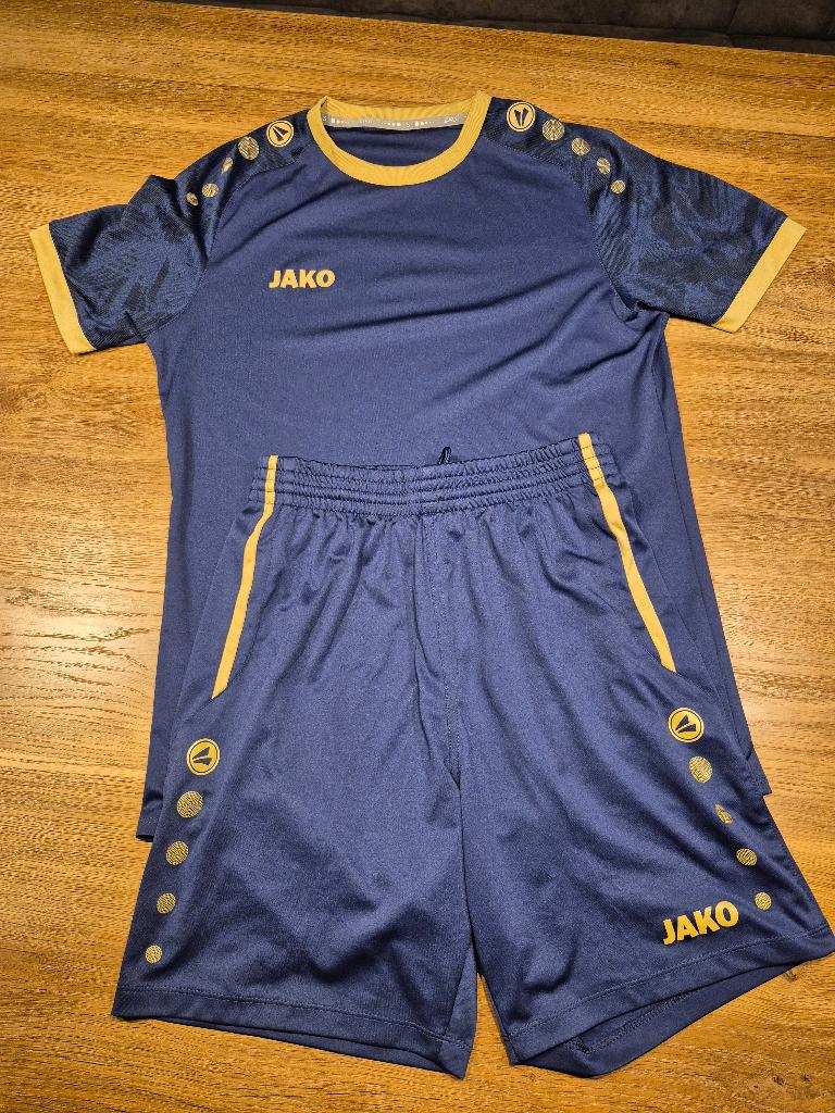 Sportset van Jako, Blauw, Ophalen of Verzenden, Zo goed als nieuw, Voetbal