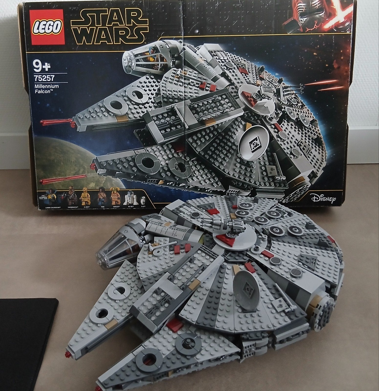 LEGO Star Wars Millennium Falcon 75257, Ophalen of Verzenden, Zo goed als nieuw, Overige merken