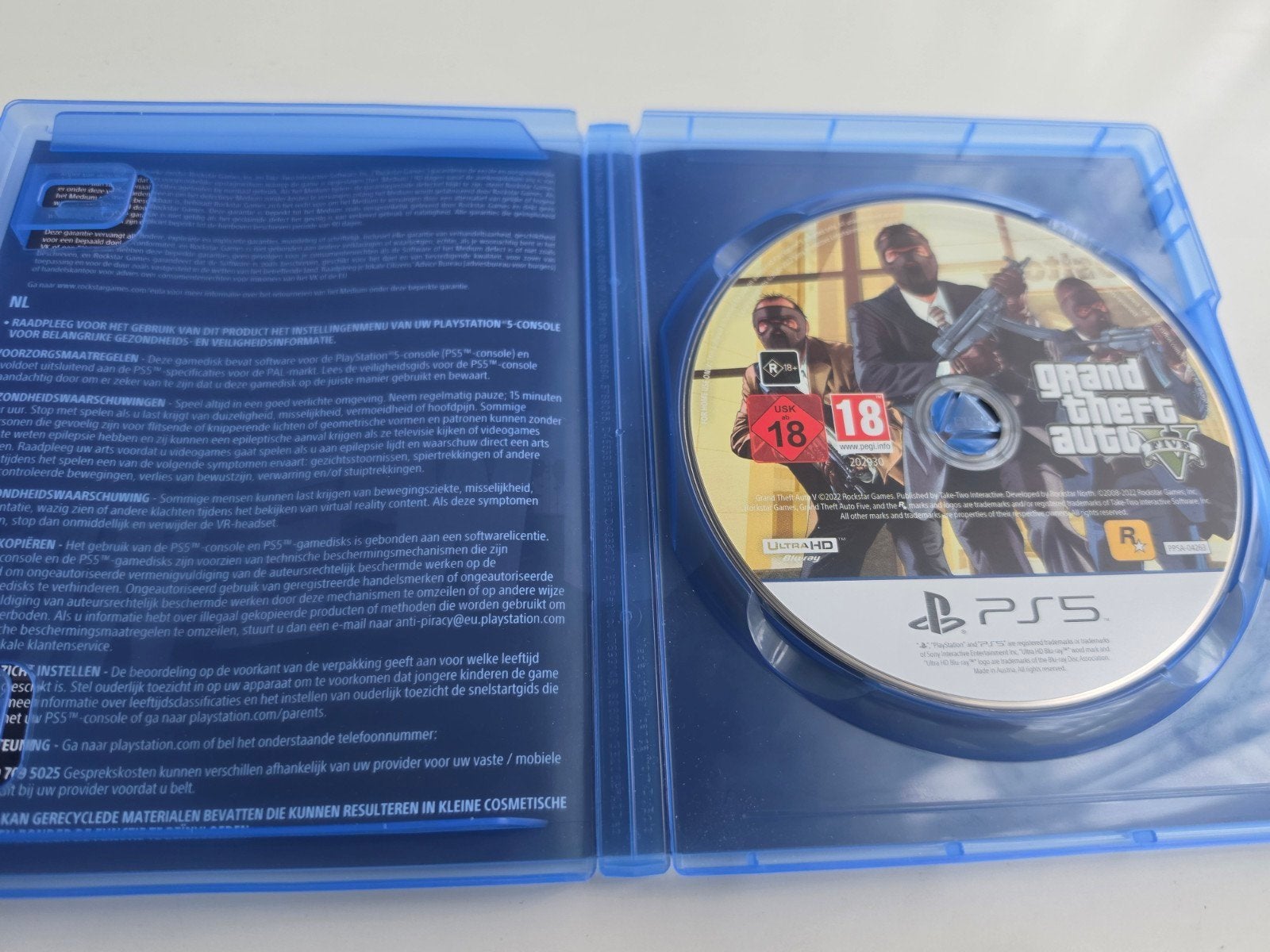 GTA 5 voor Playstation 5 Lees Beschrijving Aub, Avontuur en Actie, Online, Vanaf 18 jaar, Info@rockstargames.com