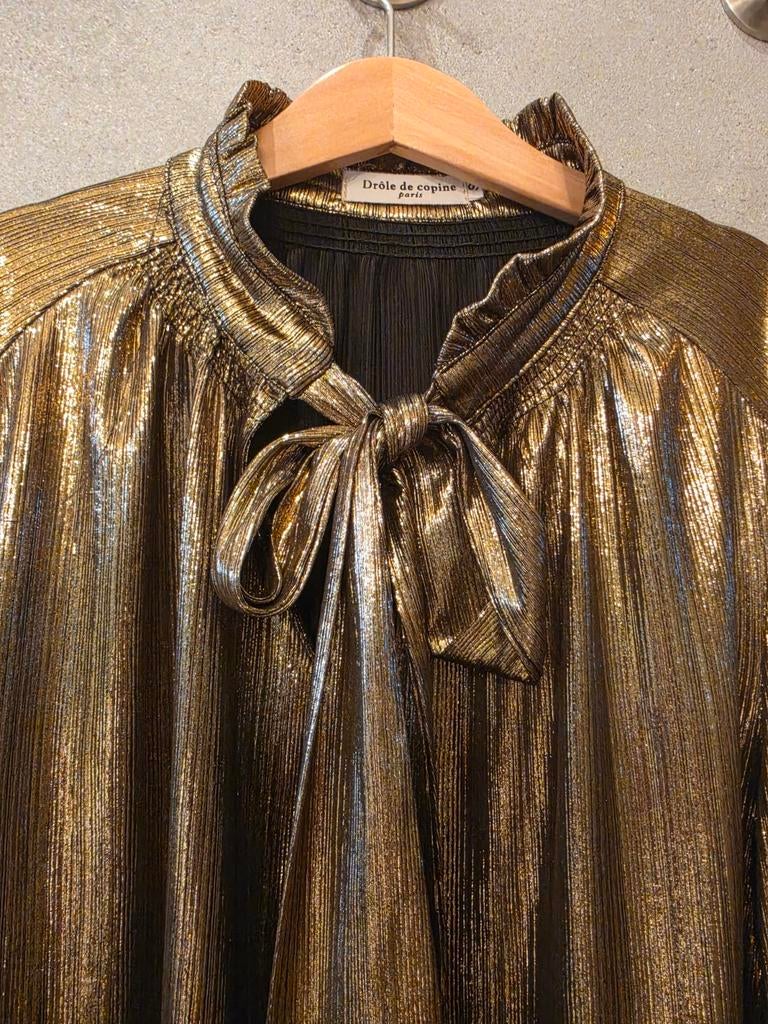 Gouden blouse met strik - Perfect voor afstuderen!, Kleding | Dames, Blouses en Tunieken, Overige kleuren, Drôle de copine, Ophalen of Verzenden