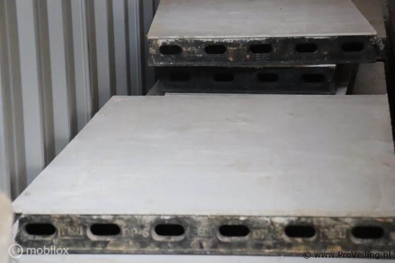 Online Veiling: PERI DUO Bekistingspanelen DP 6 - 50 stuks, Gebruikt