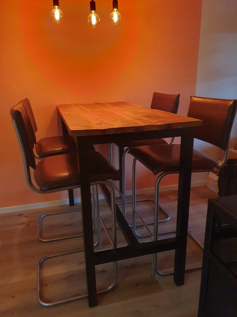 Bartafel / hoge eettafel met comfortabele lederen stoelen, Ophalen, Zo goed als nieuw, Inclusief barstoelen
