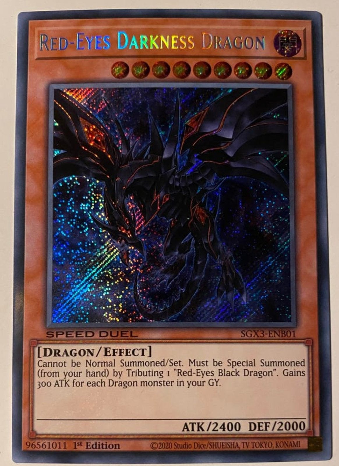 Yu-Gi-Oh! Red-Eyes Darkness Dragon SGX3 1st Edition !, Hobby en Vrije tijd, Verzamelkaartspellen | Yu-gi-Oh!, Ophalen of Verzenden