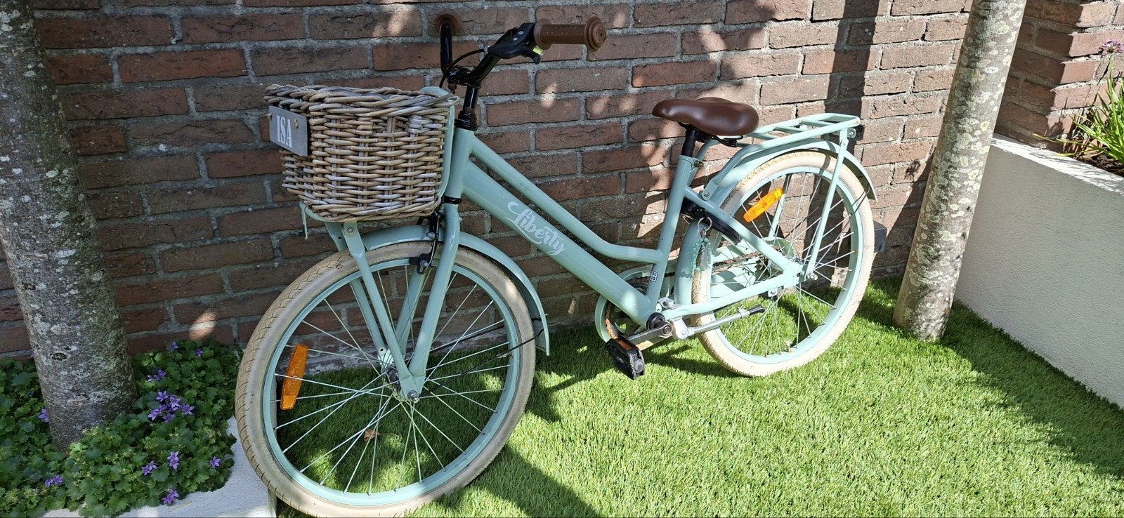 Cortego meisjes fiets met slot /mand 22 inch, Fietsen en Brommers, Fietsen | Meisjes, Ophalen, Gebruikt, Terugtraprem, Overige merken