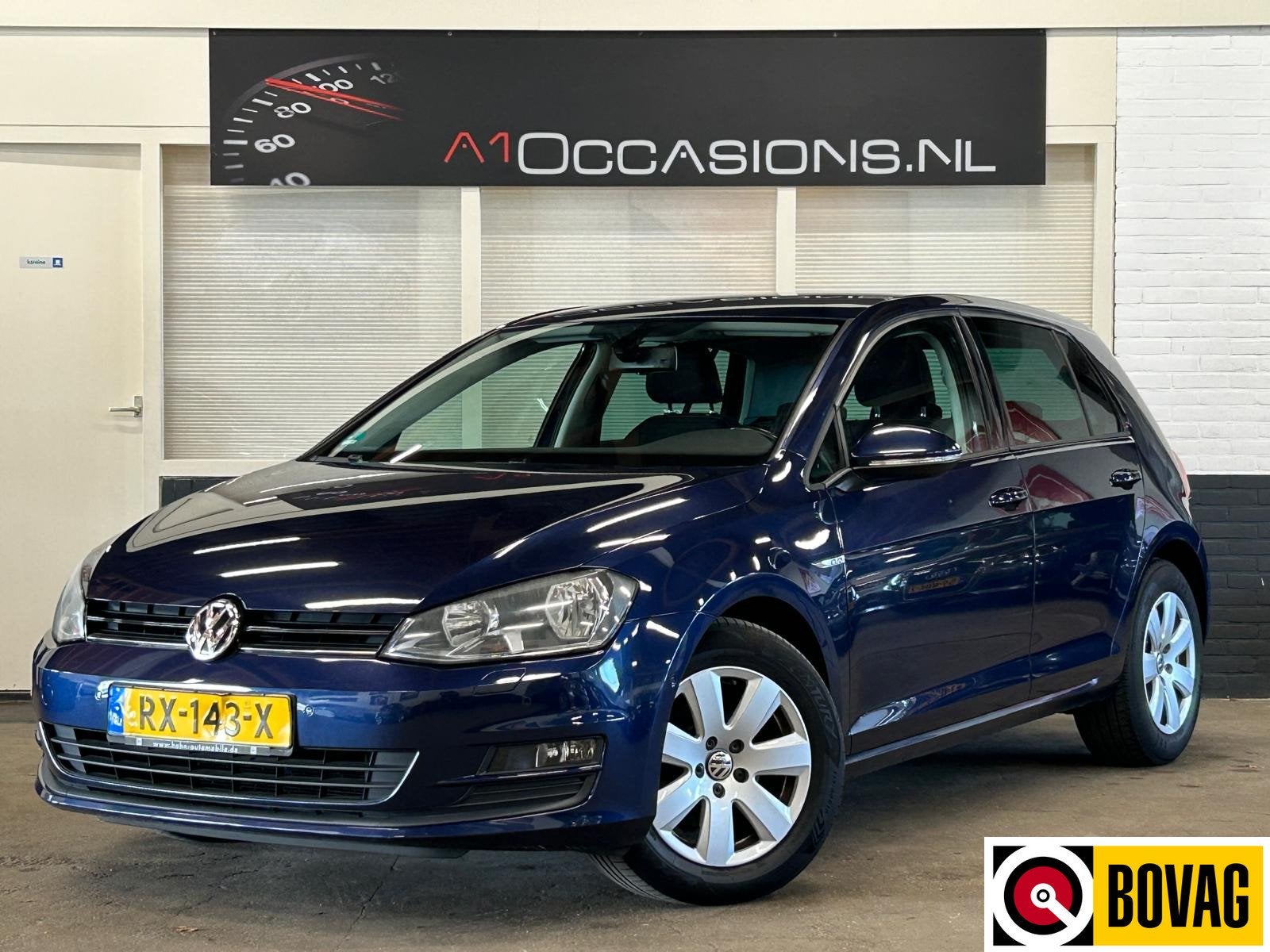Volkswagen Golf 1.4 TSI CUP Edition + AUTOMAAT (bj 2014), Auto's, Volkswagen, Euro 5, Stof, Gebruikt, Zwart