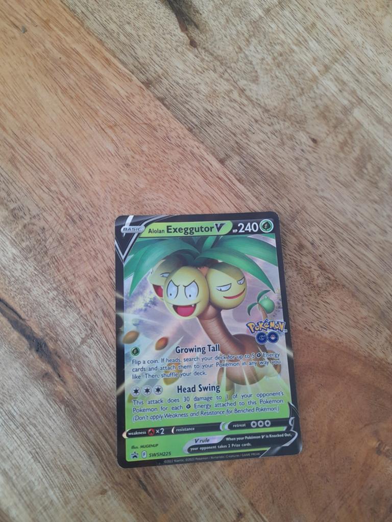 Aloan exeggutor v, Ophalen of Verzenden, Gebruikt