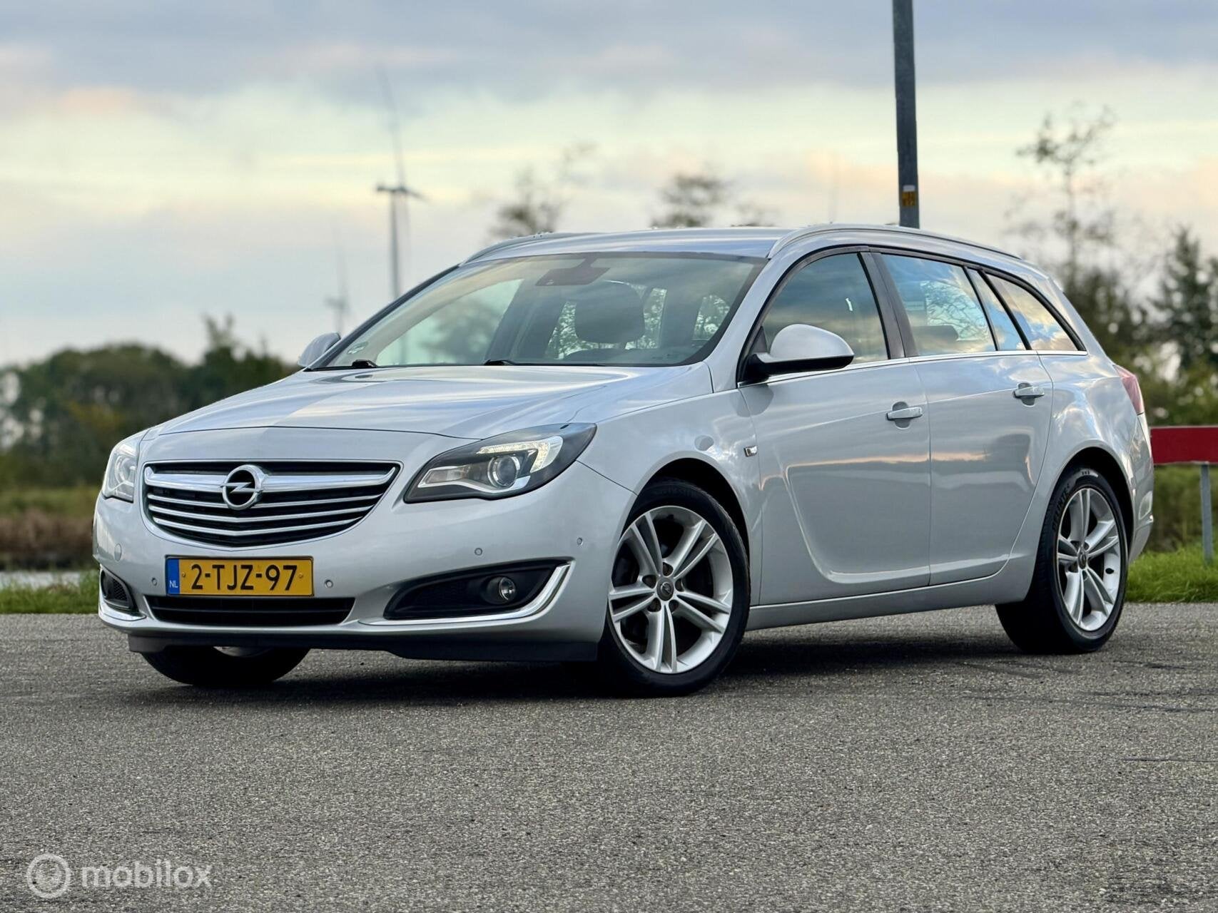 Opel Insignia Sports Tourer 1.4 T EcoFLEX Business+, Gebruikt, Euro 6, 4 cilinders, Origineel Nederlands