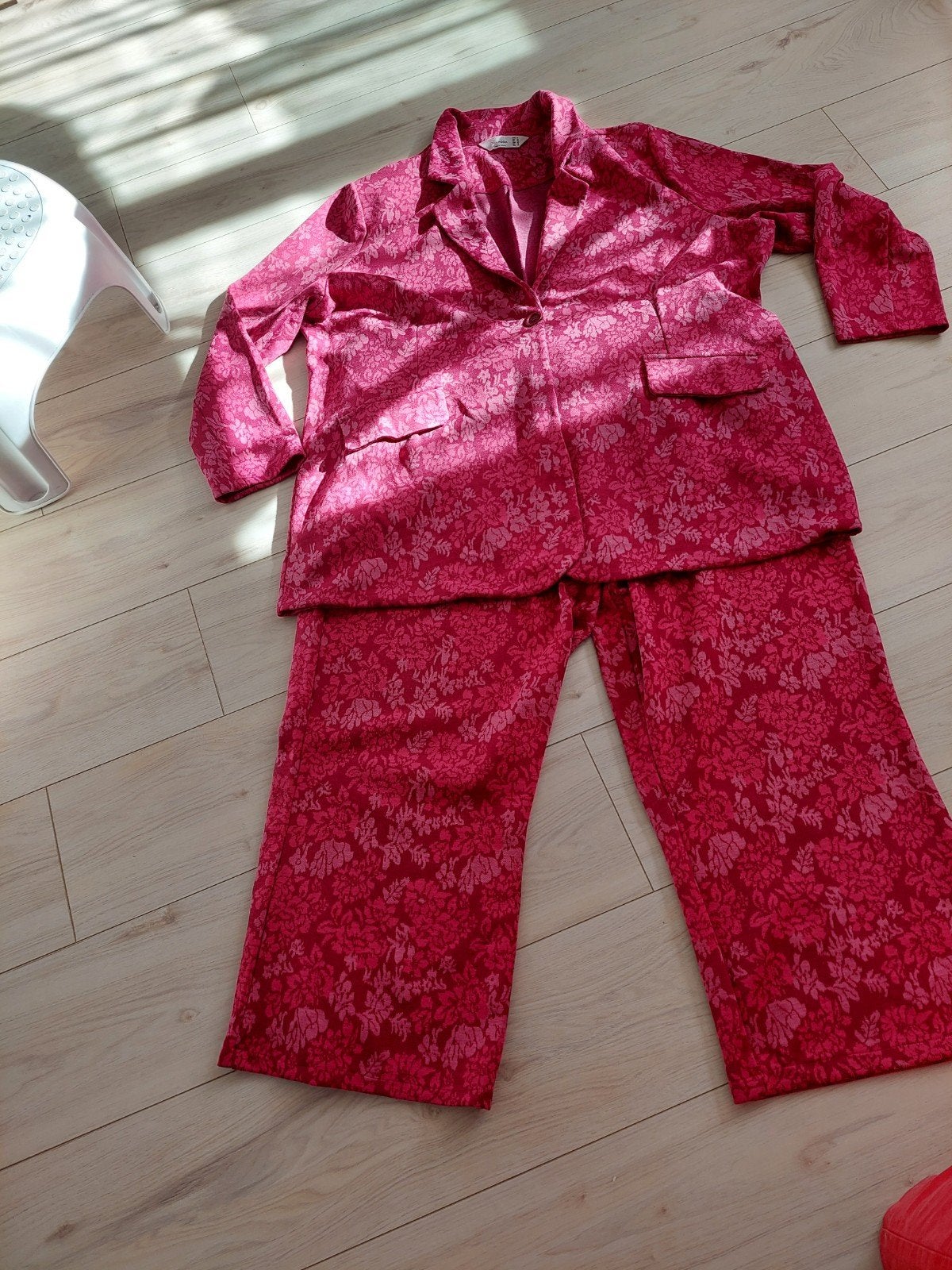Mia Moda roze bloemprint pak maat 54-56 evt met bruin shirt, Kleding | Dames, Mia Moda, Ophalen of Verzenden, Zo goed als nieuw