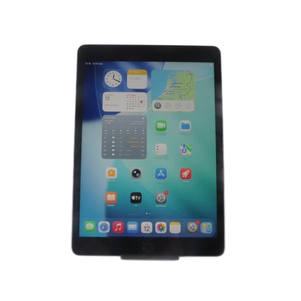 iPad 9e Gen 64GB + Hoesje En Toetsenbord - Nette Staat, Apple, Gebruikt, Support@apple.com, One Apple Park Way
Cupertino, CA 95014
United States