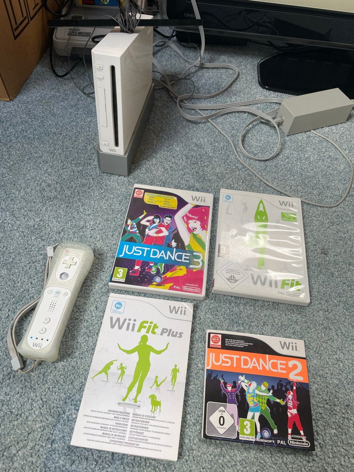 Wii Console met Just Dance 2, Just Dance 3 en Wii Fit Plus, Nintendo, Nintendo, _, Ophalen of Verzenden