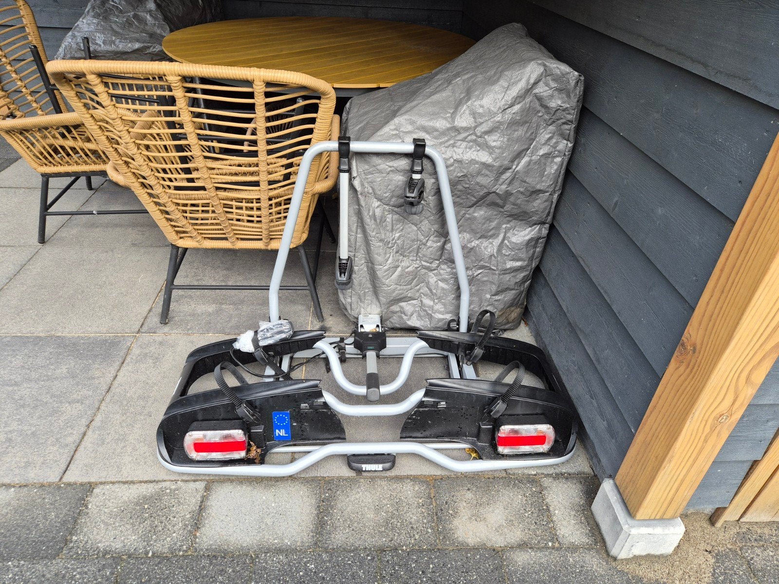 Fietsendrager Thule, voor 2 elektrische fietsen, Ophalen, Gebruikt, 2 fietsen, Trekhaakdrager