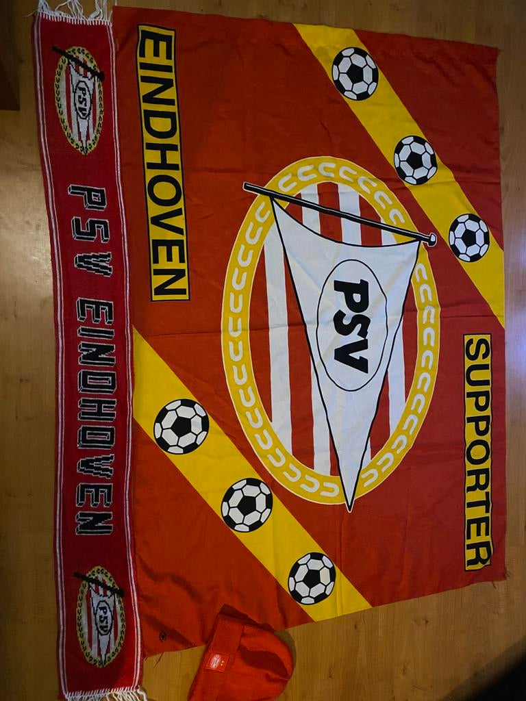 PSV Collectie: Sjaal, vlag en muts, Ophalen of Verzenden, Zo goed als nieuw, PSV, Overige typen
