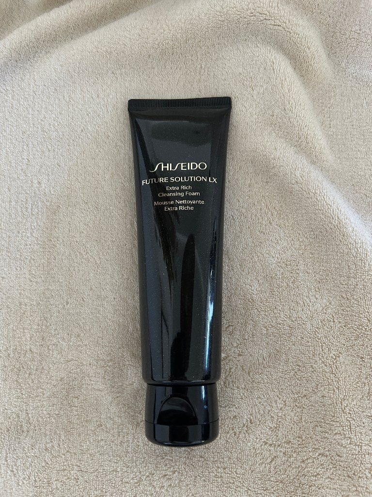 Shiseido Future Solution cleansing foam nieuw 125 ml, Ophalen of Verzenden, Nieuw, Gehele gezicht, Reiniging