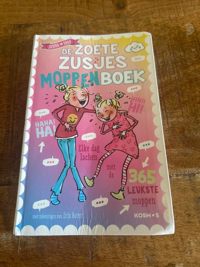 De Zoete Zusjes Moppenboek - 365 Leukste Moppen, Boeken, Ophalen of Verzenden, Zo goed als nieuw, Fictie algemeen