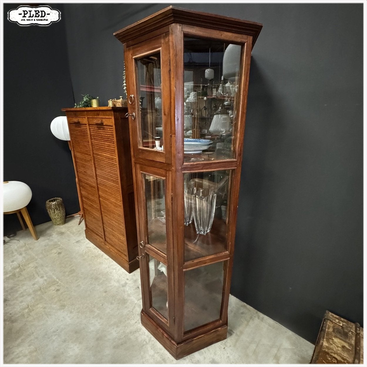 Hexagonale vitrinekast Vitrine Winkelvitrine, Ophalen, Vintage, Overige houtsoorten, 50 tot 100 cm