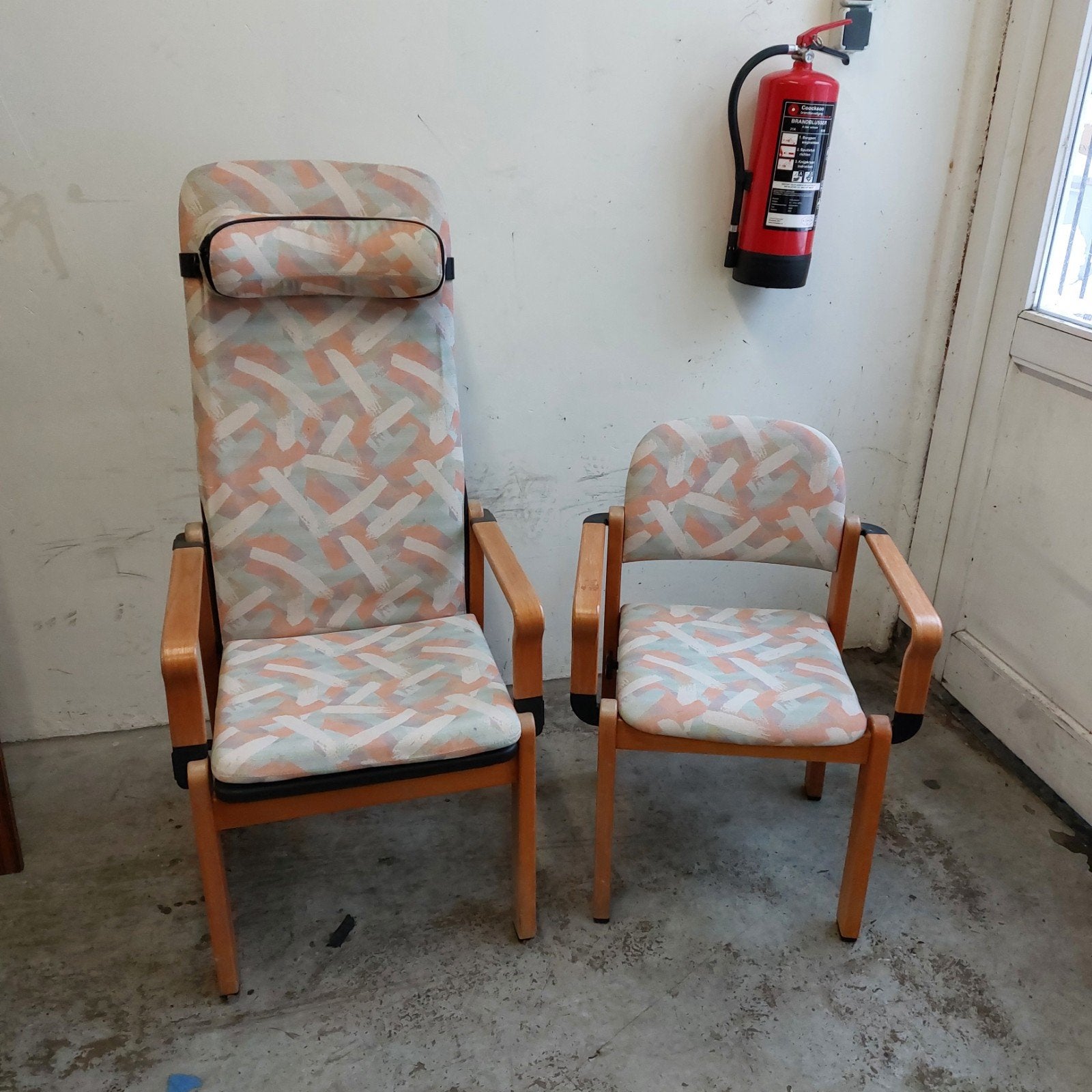 2 x vintage Wiesner Hager stoel, Ophalen, Gebruikt, Twee, Overige kleuren