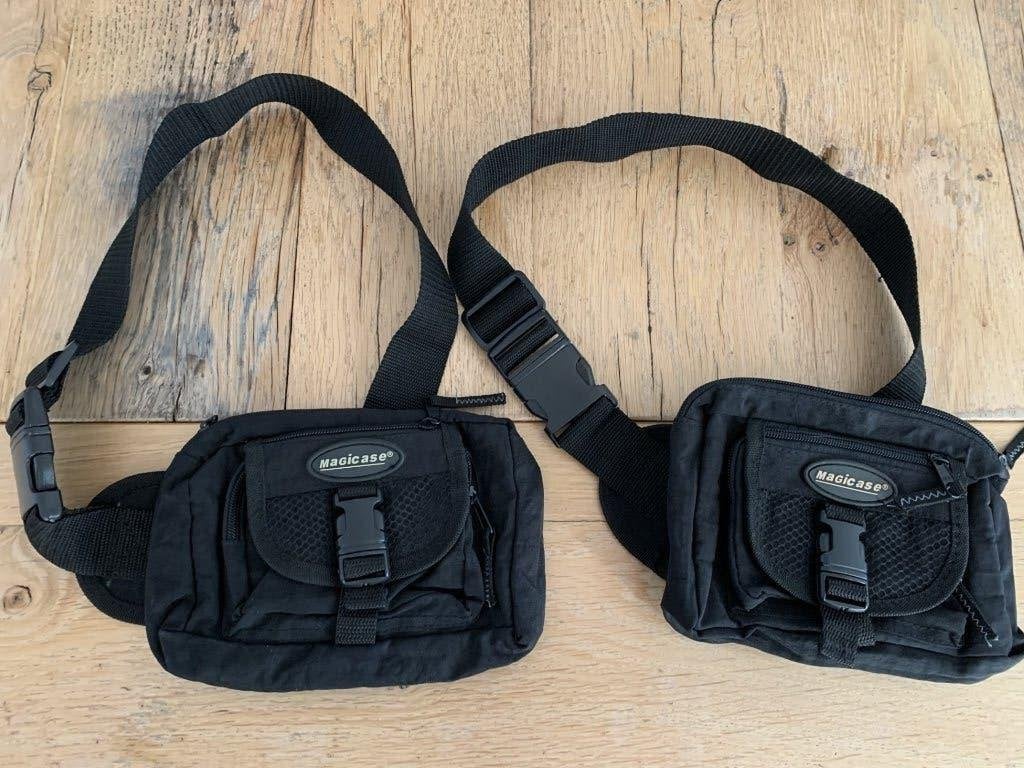 Heup/reistasjes 2 stuks NIEUW, 30 cm of meer, Zwart, Ophalen of Verzenden, Nieuw