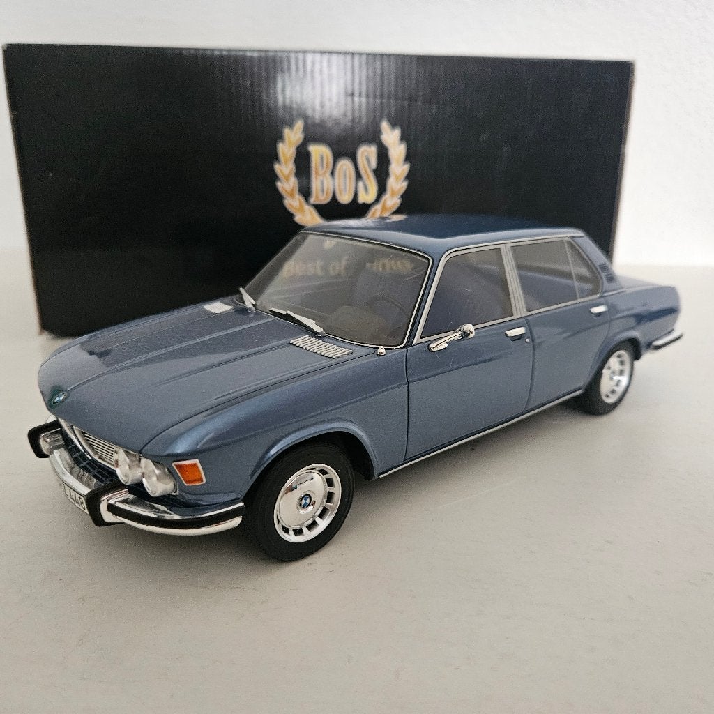 BOS: BMW 2500 E3, Hobby en Vrije tijd, Modelauto's | 1:18, Ophalen of Verzenden, Nieuw, Auto, Overige merken