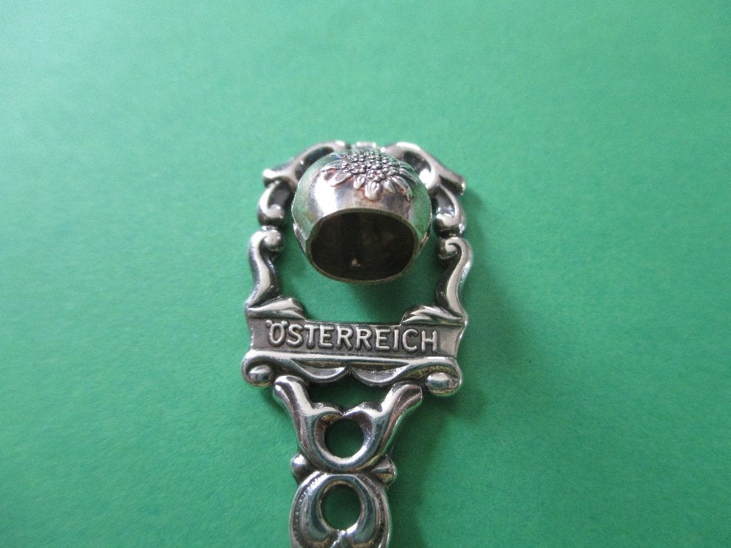 Lepeltje Oostenrijk , koebel, Verzenden, Zo goed als nieuw