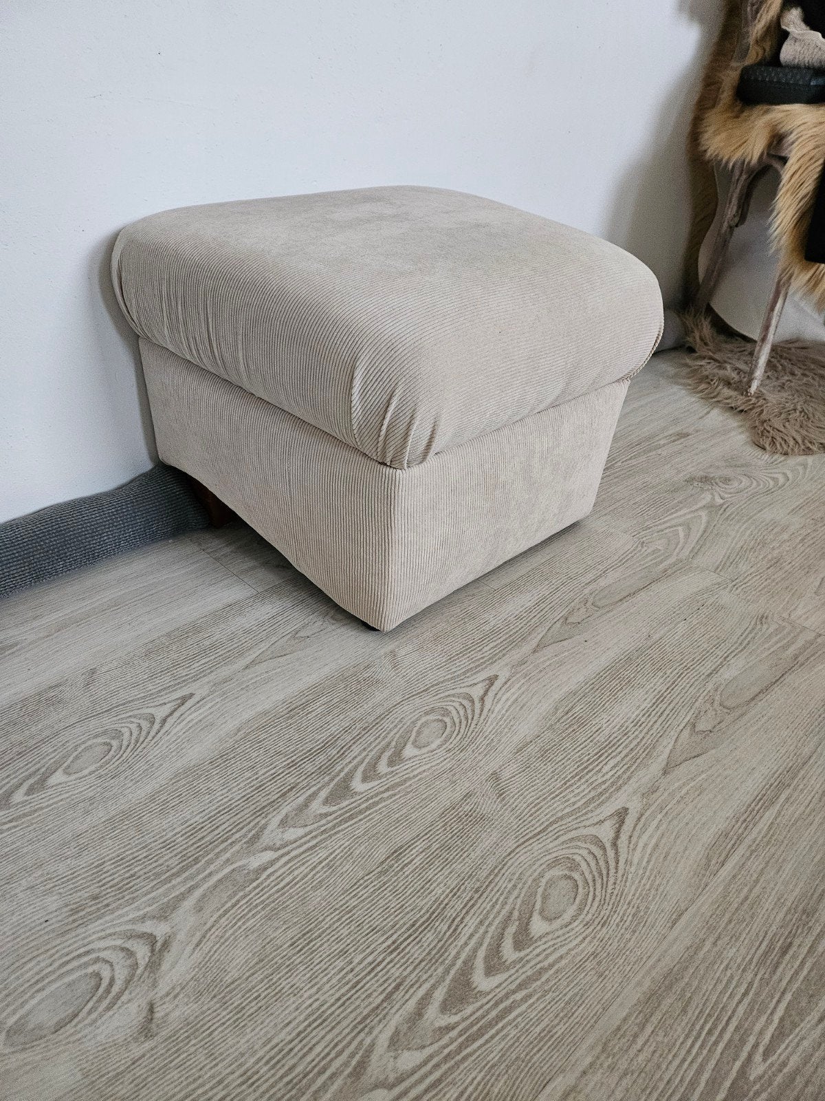 Hocker / poef, Huis en Inrichting, Ophalen, Hout, Vierkant, Minder dan 50 cm