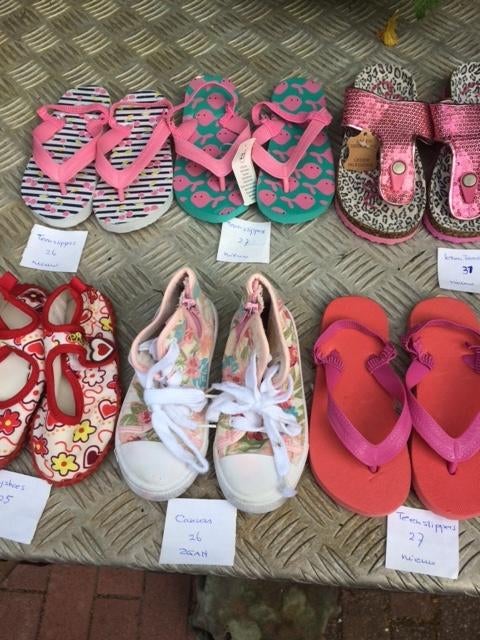 diverse NIEUWE (zomer)schoenen/slippers  25,26,27,31, Meisje, Schoenen, Nieuw, Diverse merken