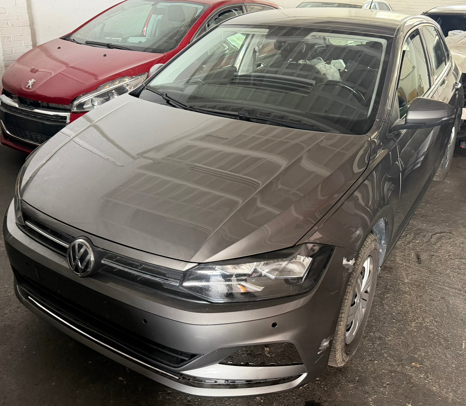 Volkswagen Polo 1.0 TSI 2020 87.000KM minimale schade, Ophalen, Zwart, Benzine