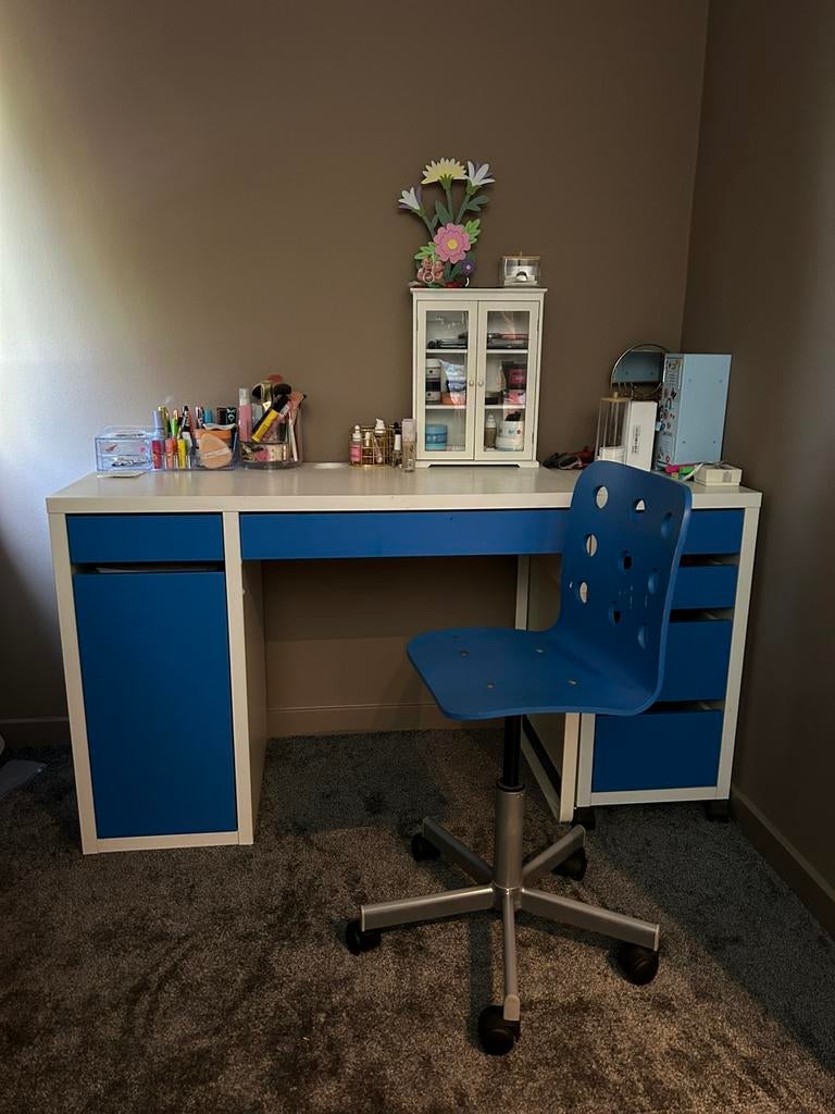Bureau bureaustoel en ladenkastje blauw ikea, Huis en Inrichting, Bureaus, Ophalen, Gebruikt, Kinderbureau, 50 cm