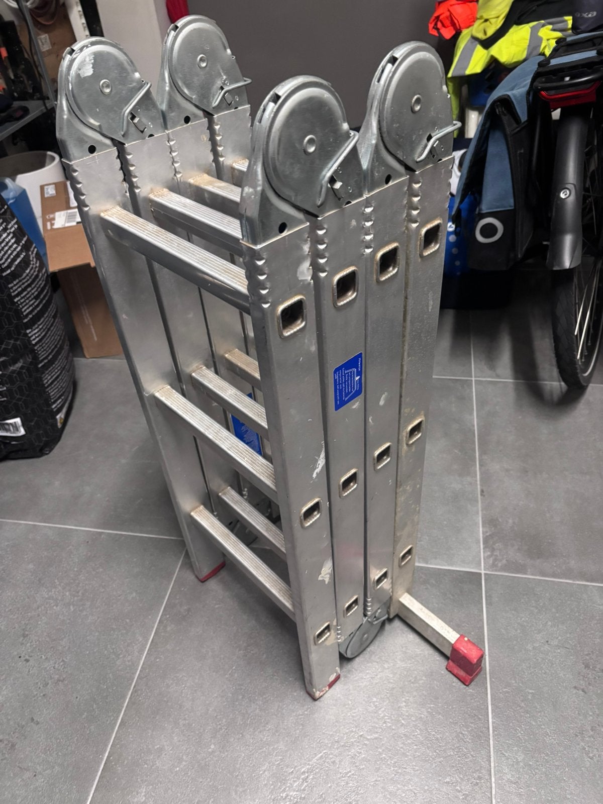 Vouwladder 4x3 treden in goede staat, Ophalen, Zo goed als nieuw, Ladder, Opvouwbaar of Inschuifbaar
