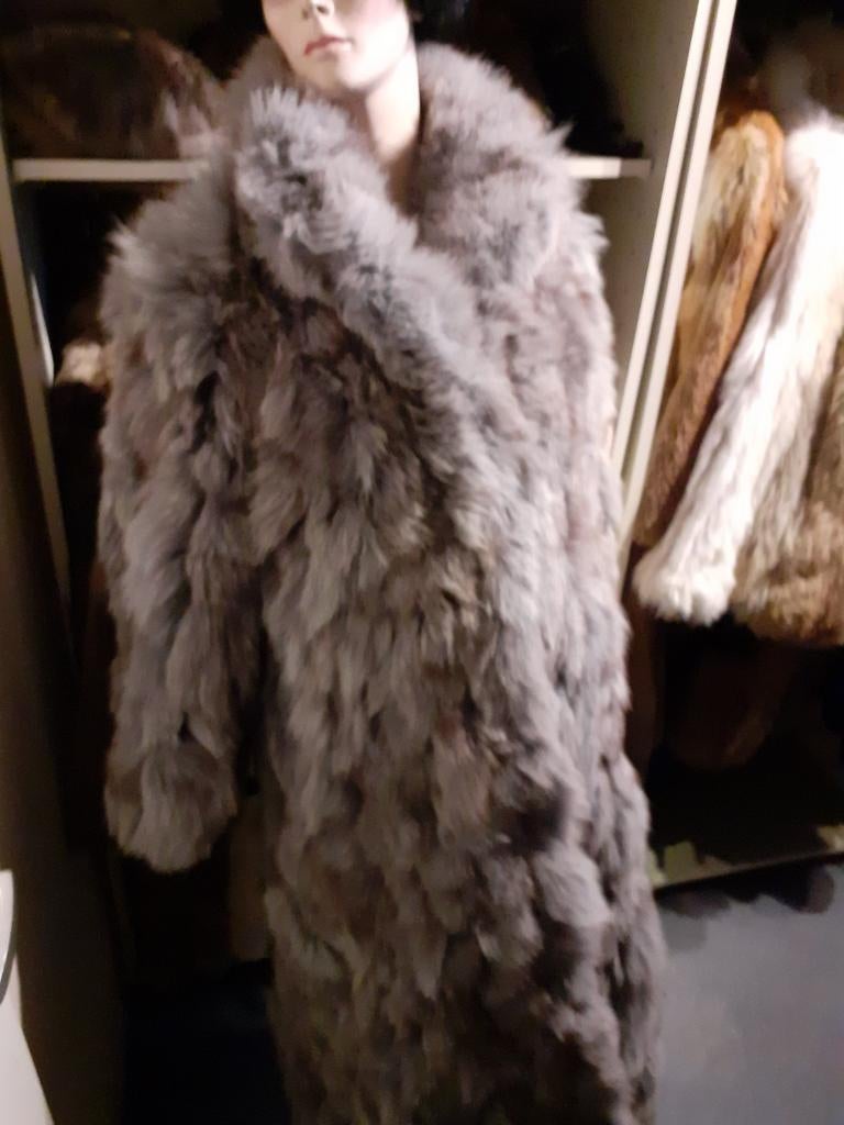 130 cm lange MEGA DIKKE  grijze echte SAGA FOX bontjasmaat M, Kleding | Dames, Jassen | Winter, Ophalen of Verzenden, Zo goed als nieuw