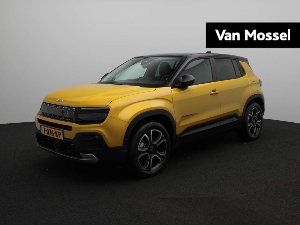 Jeep Avenger Summit 54 kWh | NAV | Carplay | CAM | PDC | ECC, Auto's, 12 maanden, Zwart, Adaptive Cruise Control, Origineel Nederlands