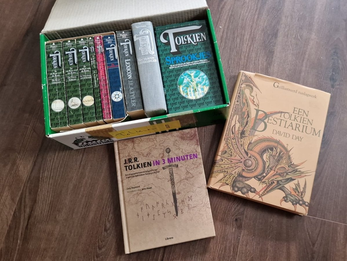 Grote verzameling Tolkien de Ring, Silmarillion & De Hobbit, Boeken, Ophalen of Verzenden, Gelezen