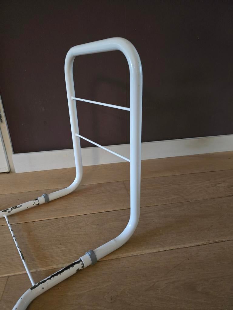 Sta op hulp bed, Ophalen