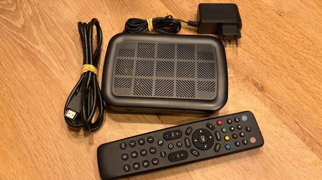 Caiway TV ontvanger Amino Kamai 7X, Ophalen of Verzenden, Zo goed als nieuw