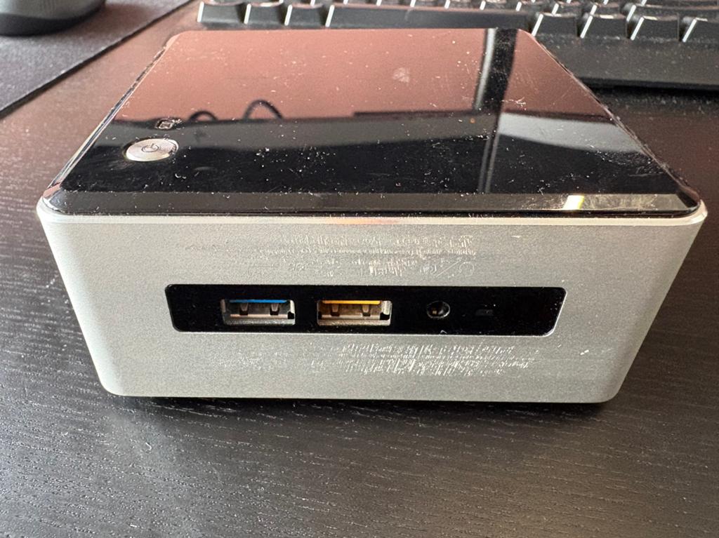 Intel NUC 6i5SYH, Gebruikt, 2 tot 3 Ghz, 8 GB, Ophalen of Verzenden