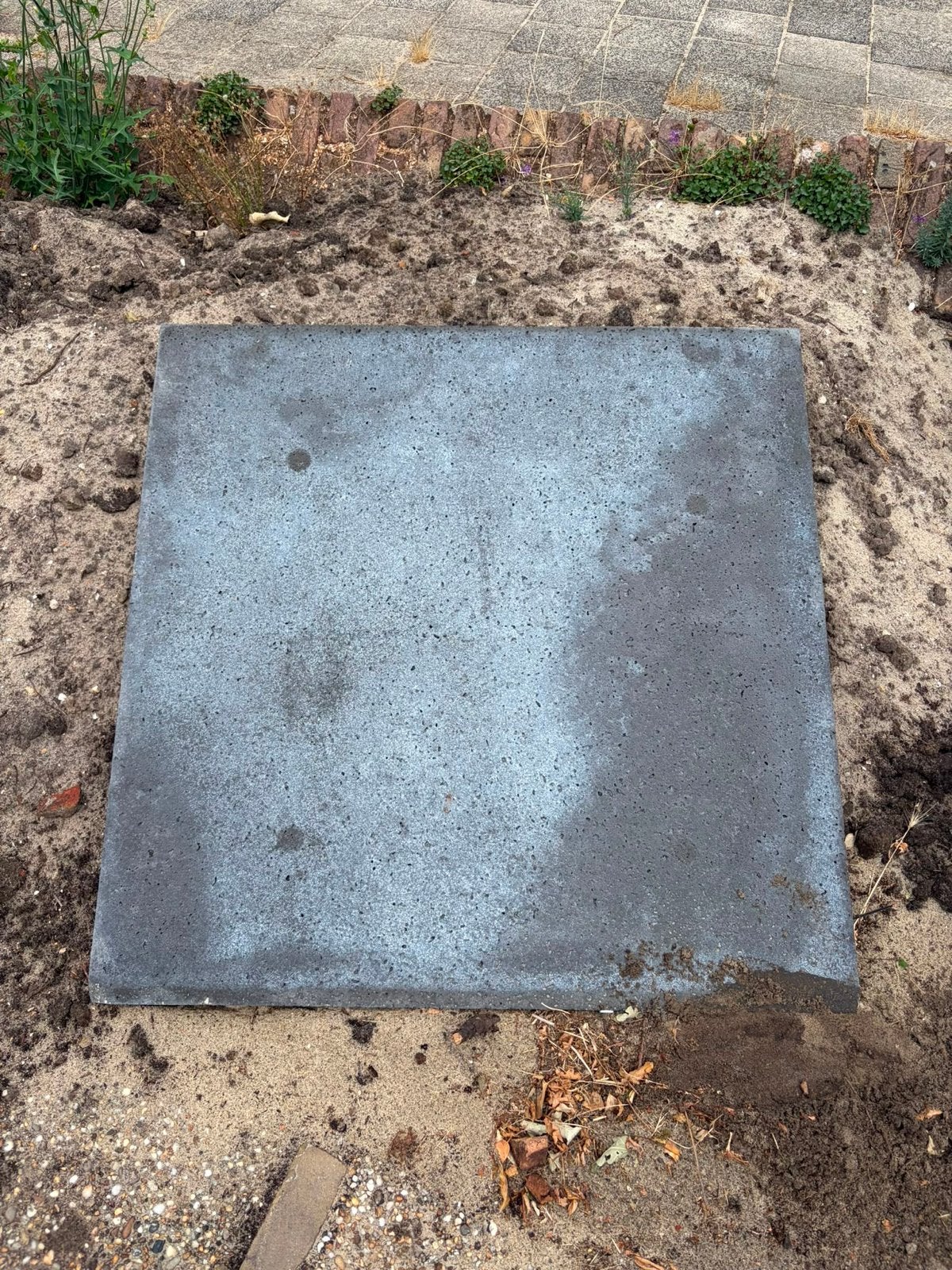 Schellevis tegel 100x100 cm antraciet (nieuw, hoekje beschad, Ophalen, Nieuw, Beton, Terrastegels