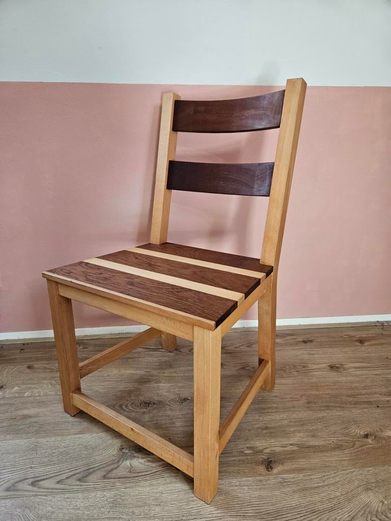 Houten stoel van beuken en mahonie, Huis en Inrichting, Stoelen, Ophalen of Verzenden, Bruin, Eén