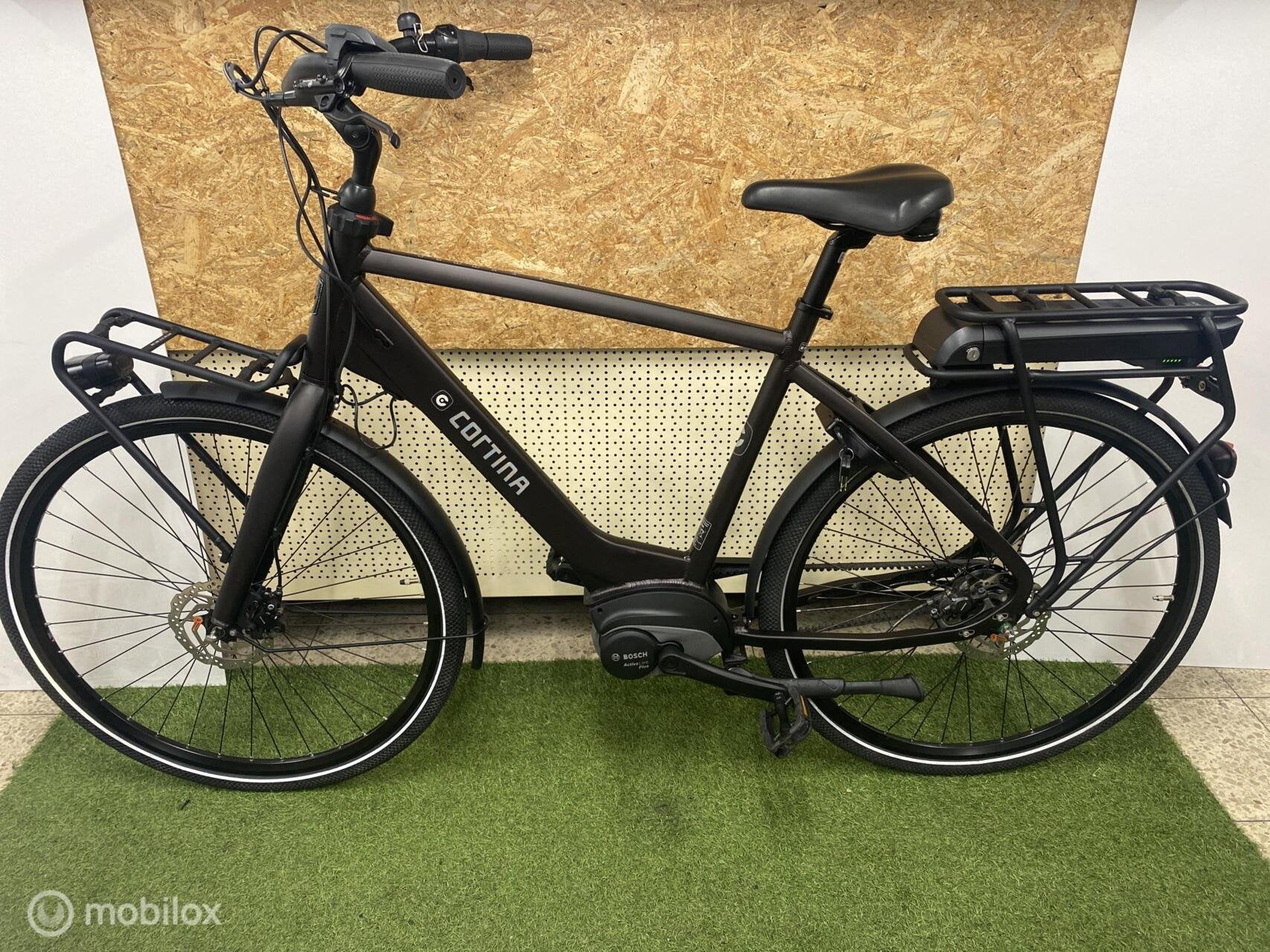 CORTINA E COMMON 2026 BOSCH HERENFIETS 56CM BELTDRIVE 841 KM, Fietsen en Brommers, CORTINA, Zo goed als nieuw, Cortina, 50 km per accu of meer