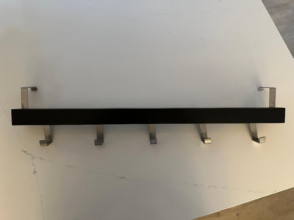 IKEA TJUSIG Zwarte kapstok, Gebruikt, Minder dan 100 cm, Metaal, Ophalen