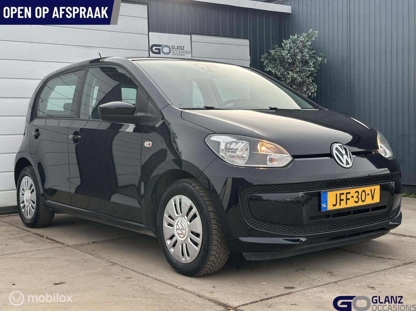 Foto 2 van Volkswagen Up! 1.0 move up! BlueMotion