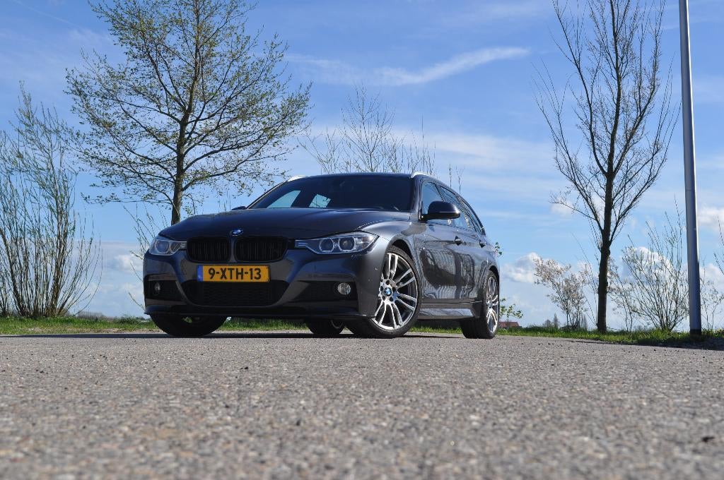 BMW 3-Serie f31 2.0 328I Touring  HANDBAK 2014 Grijs, Auto's, BMW, 745 kg, 4 cilinders, Handgeschakeld, Particulier