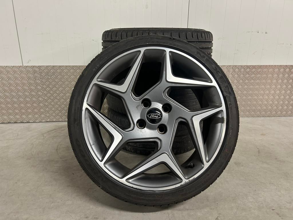 Ford Fiesta ST 18 inch Mk8 bi-colour zomer + TPMS, Auto-onderdelen, Banden en Velgen, Ophalen, 18 inch, Gebruikt, Ford