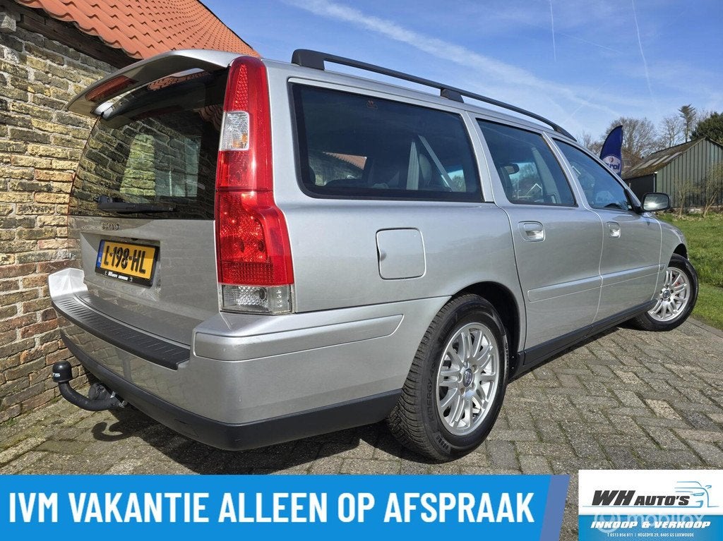 Volvo V70 2.4 Edition II Car play | Automaat | camera, Auto's, Volvo, 1498 kg, 2435 cc, Euro 4, 84 €/maand
